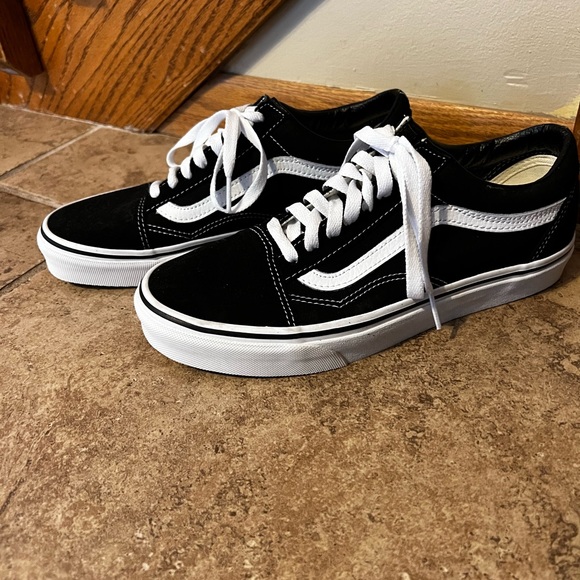 Vans Old Skool Shoe Black/White - Picture 7 of 7